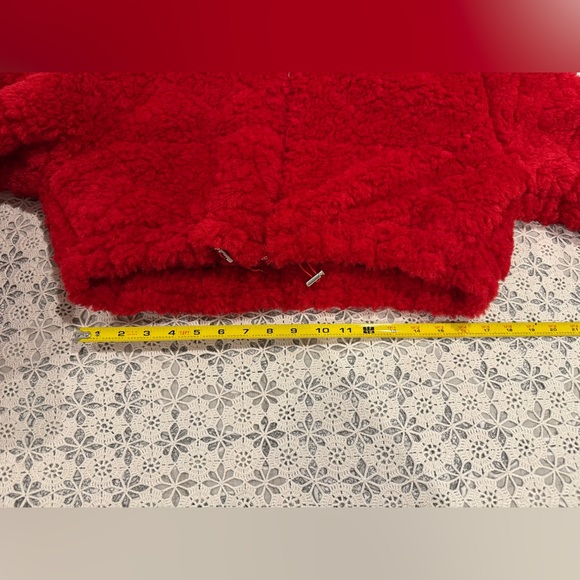 NWT FOREVER 21 CROPPED FAUX SHEARLING
JACKET Medium 11/25 - Picture 10 of 11